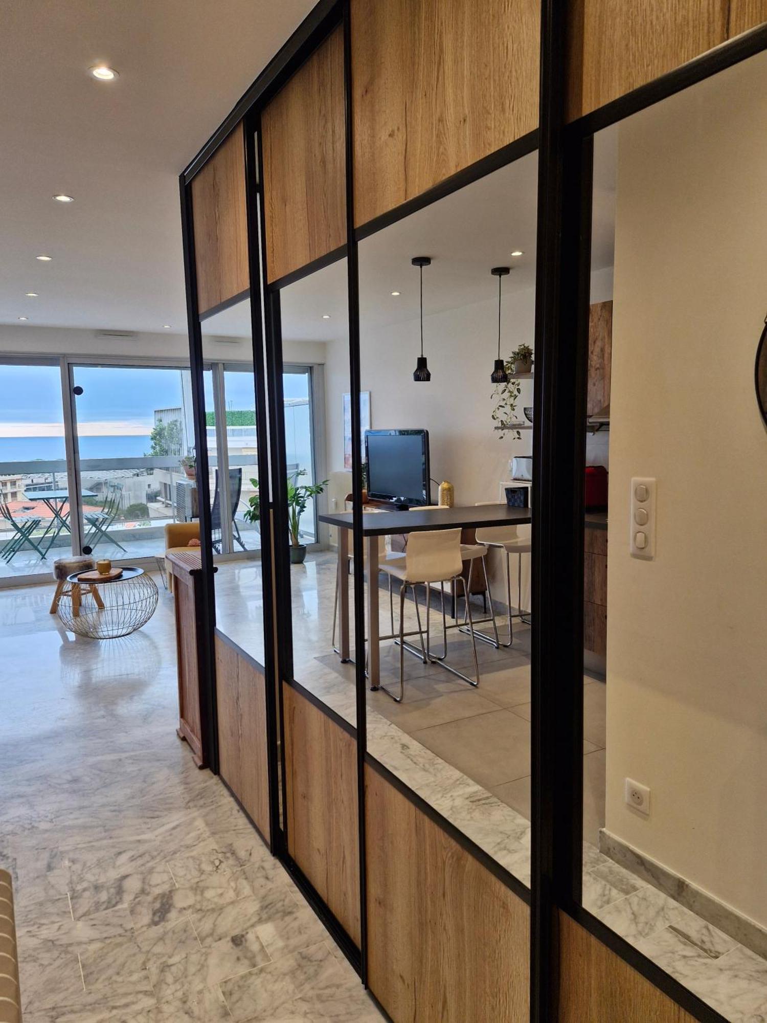 Sunny And Cosy Sea View Studio Антиб Экстерьер фото
